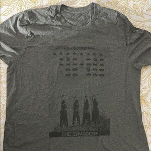 NTVS Gray Graphic T-Shirt (2XL) 🌹